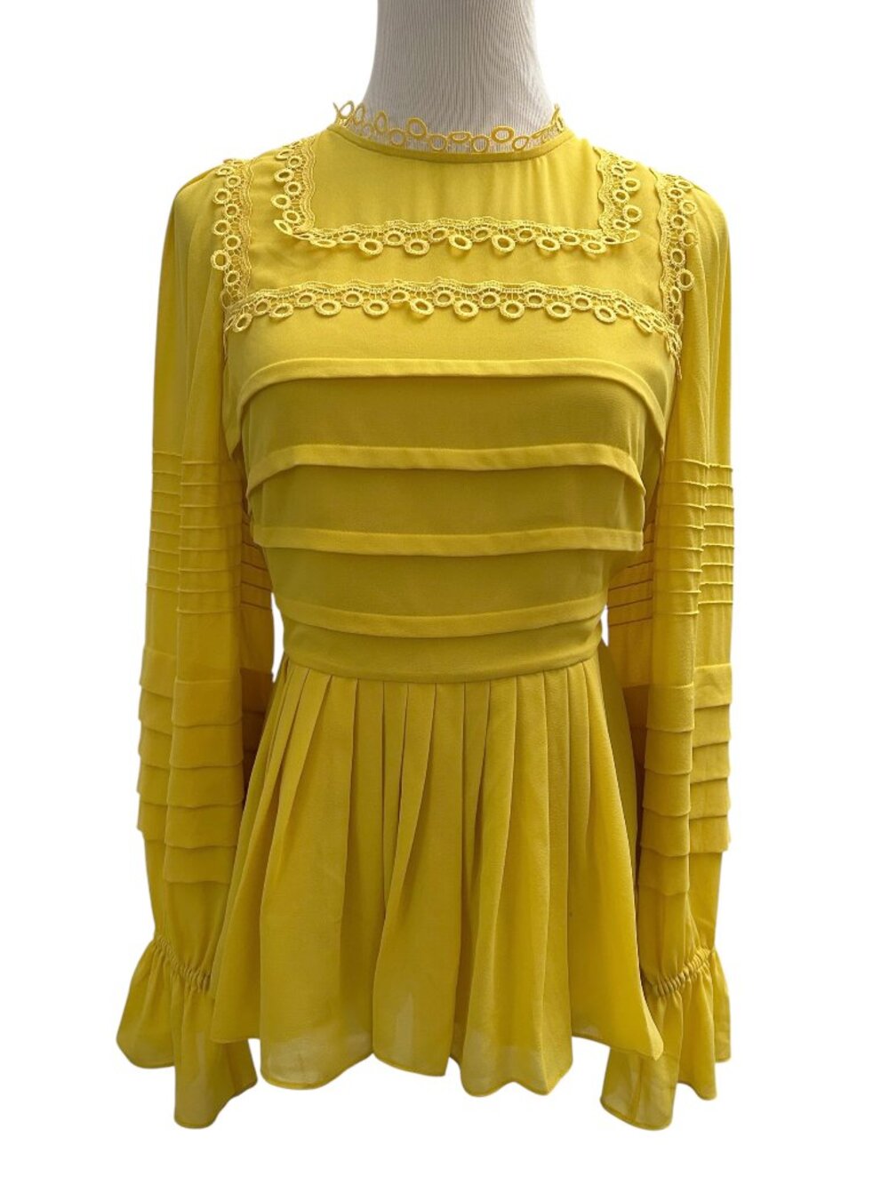 Ted Baker Women's Size 1 (US SZ 4) Pintuck Lace Trim Ruffle Cuff Blouse Top